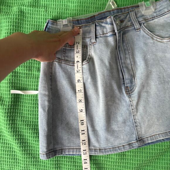 NWOT Size M Tank and Mini Jean Skirt Bundle Size M Shein - Picture 6 of 7